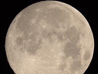 Full moon on equinox morning