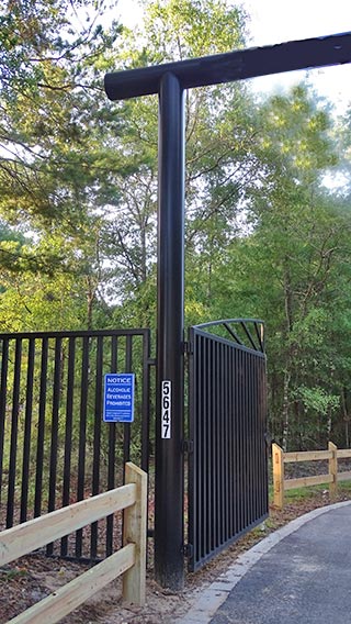 Left side of gate to Williford Spring