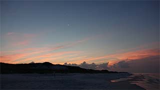8-19 full sky over DLSP with Venus over moon